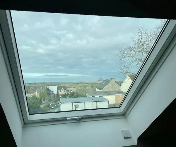 Maison 5 P, Face Mont St Michel Holiday home *